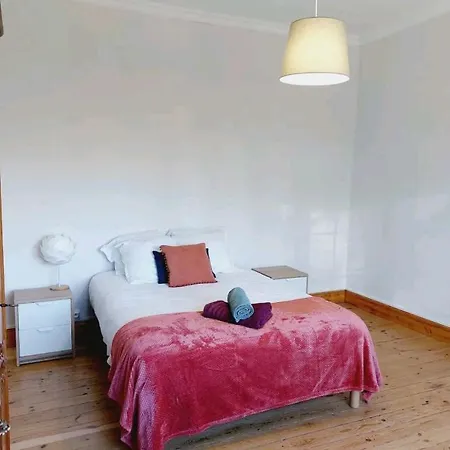 Appartement Chaleureuse Maison Proche Centre *
