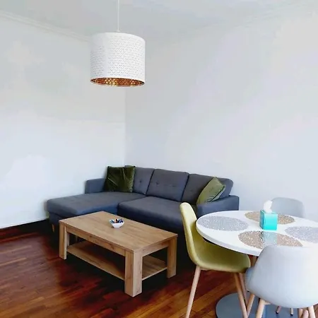 Appartement Chaleureuse Maison Proche Centre Le Gond-Pontouvre